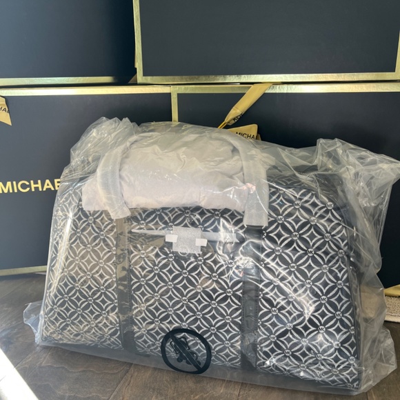 Jet Set Travel Extra-Large Metallic Logo Jacquard Weekender Bag - Picture 1 of 8